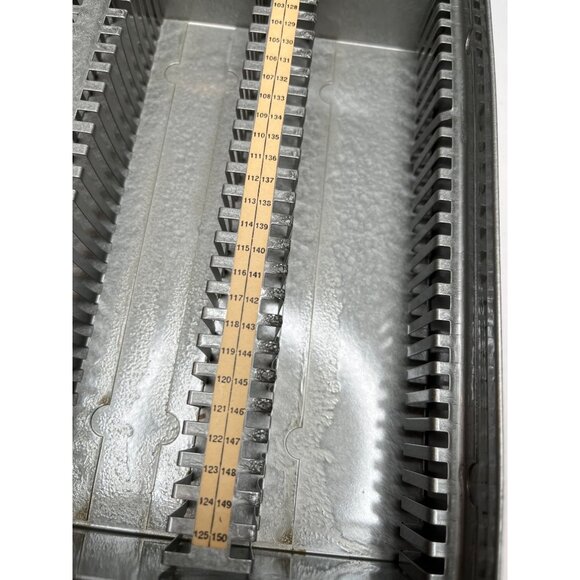 Vintage Metal Slide Organizer Tray With Locking Clasp HOLDS 150 2x2 Slides C230 - Picture 3 of 8